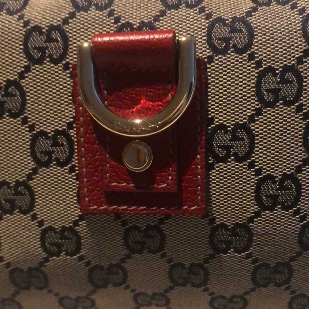 Gucci - Picture 4 of 6